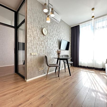 Kador Home Hotel Downtown Kiev Ruang foto