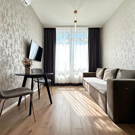 Kador Home Hotel Downtown Kiev Ruang foto