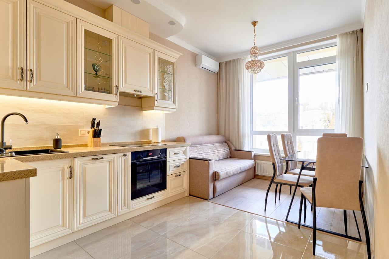 Kador Home Hotel Downtown Kiev Bagian luar foto